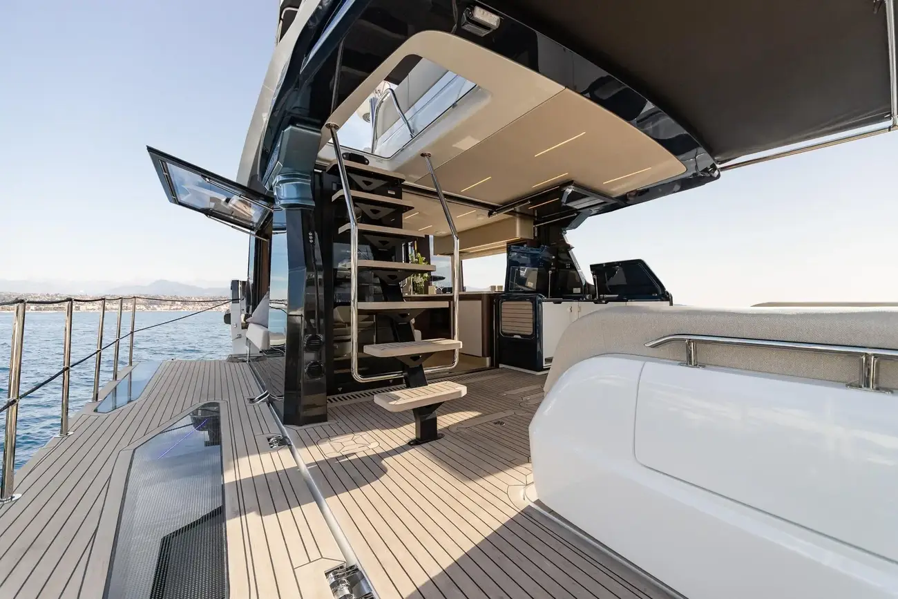Thumbnail von Galeon 430 Explorer GN430EXP