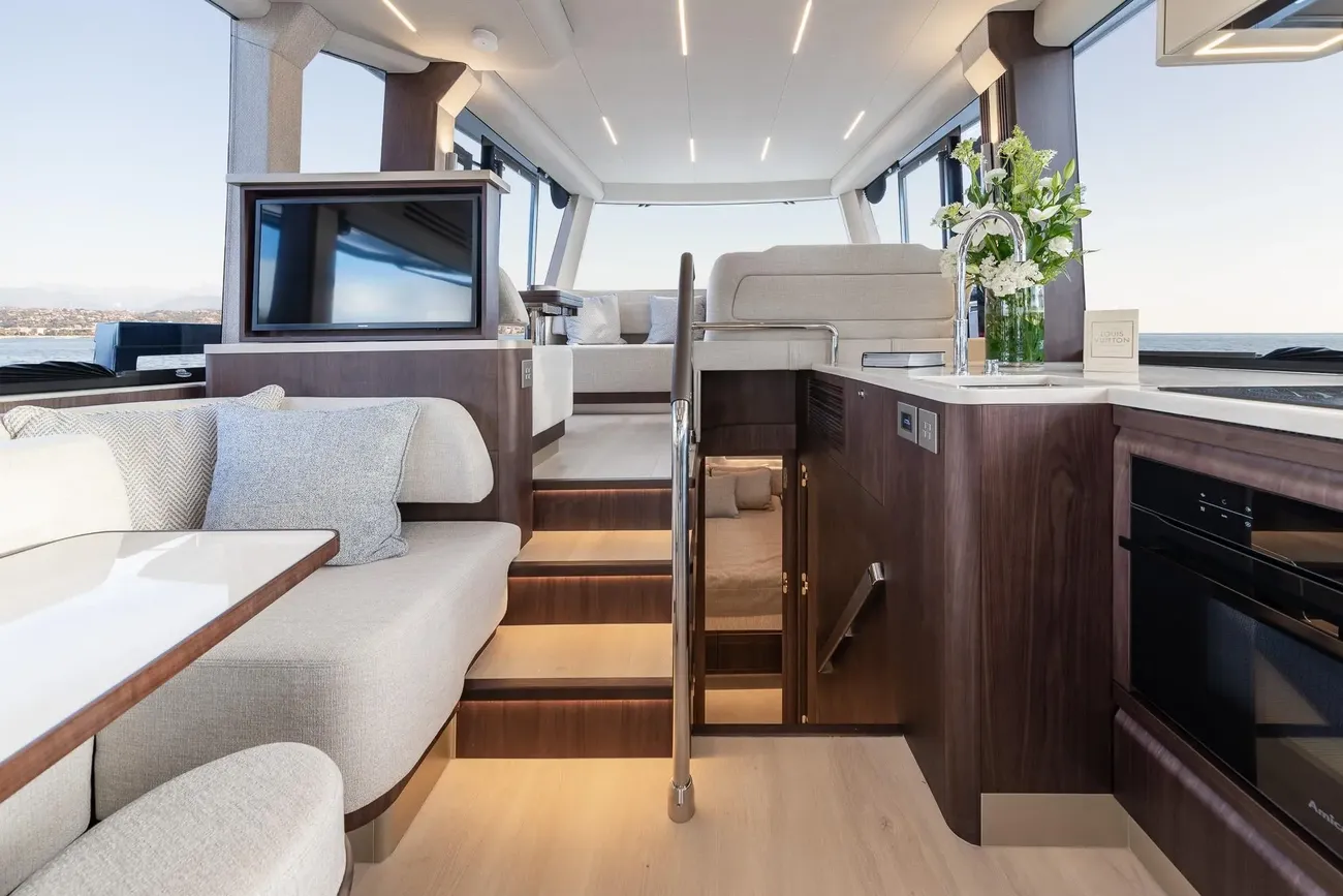 Thumbnail von Galeon 430 Explorer GN430EXP