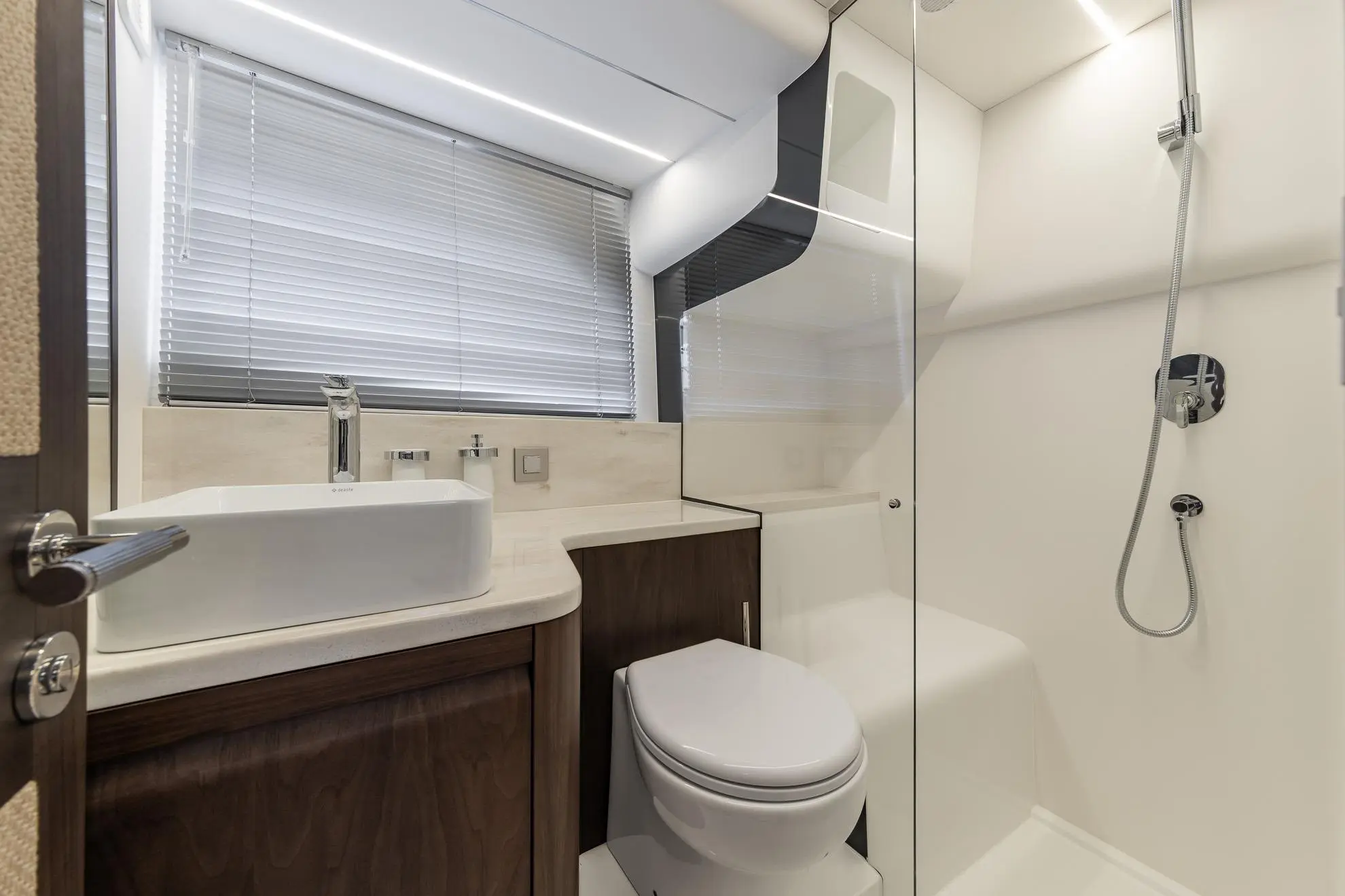 Thumbnail von Galeon 430 Explorer GN430EXP