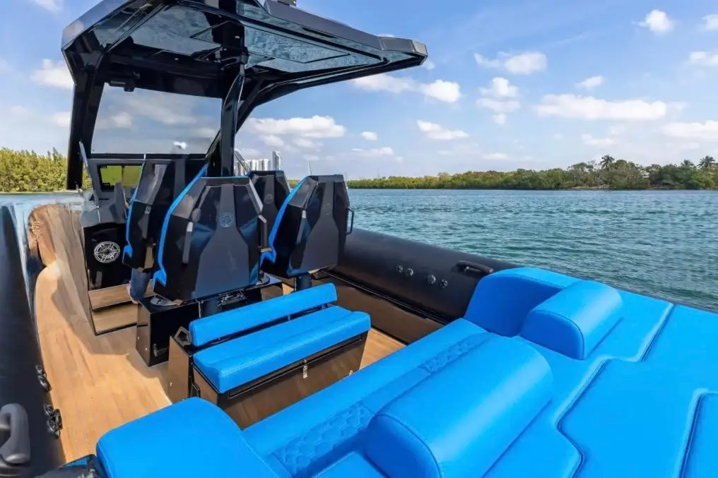 Thumbnail von Technohull 38 Grand Sport