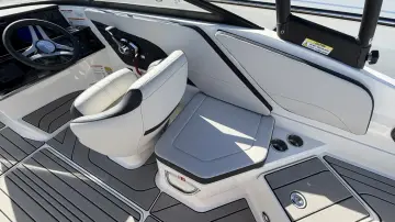 Thumbnail von Sea Ray SPX 210 Fuoribordo