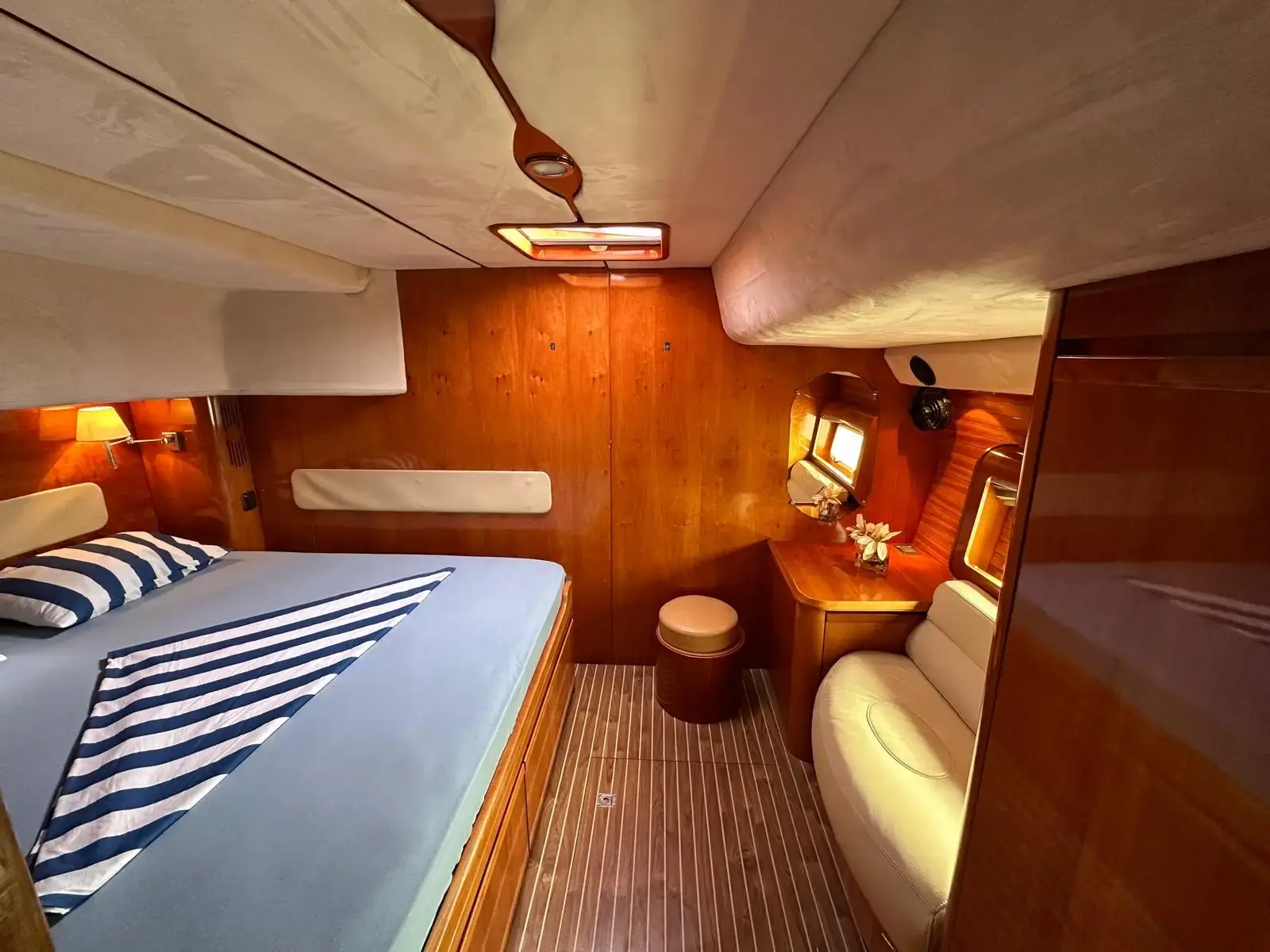 Thumbnail von Alliaura Privilege 585