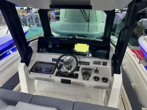 Thumbnail von Jeanneau Cap Camarat 9.0 CC Jeanneau Cap Camarat 9.0CC S2 nieuw model!