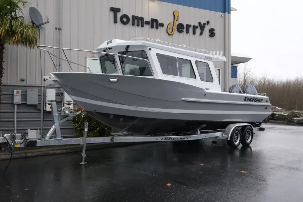 Kingfisher 2825 Coastal Express 2026 Kingfisher – 2825 Coastal Express