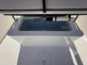 Thumbnail von Boston Whaler 190 Montauk