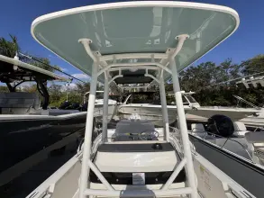 Thumbnail von Boston Whaler 210 Montauk