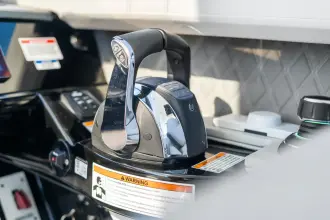 Thumbnail von Sea Ray SLX 400 Hors-bord