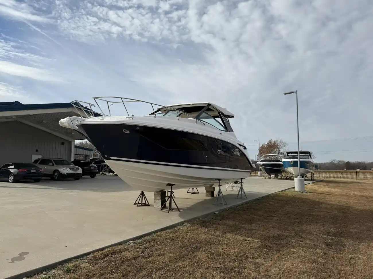 Sea Ray Sundancer 320