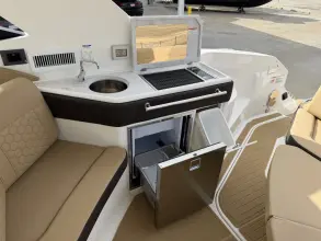 Thumbnail von Sea Ray Sundancer 320