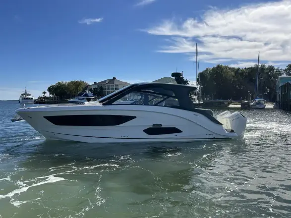 Sea Ray 370 Sundancer buitenboordmotor