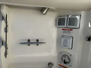 Thumbnail von Boston Whaler 285 Conquest Pilothouse