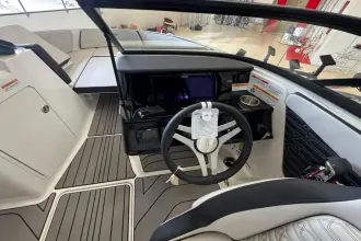 Thumbnail von Sea Ray SPX 210 Outboard