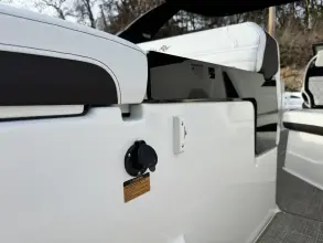 Thumbnail von シー レイ SLX 260