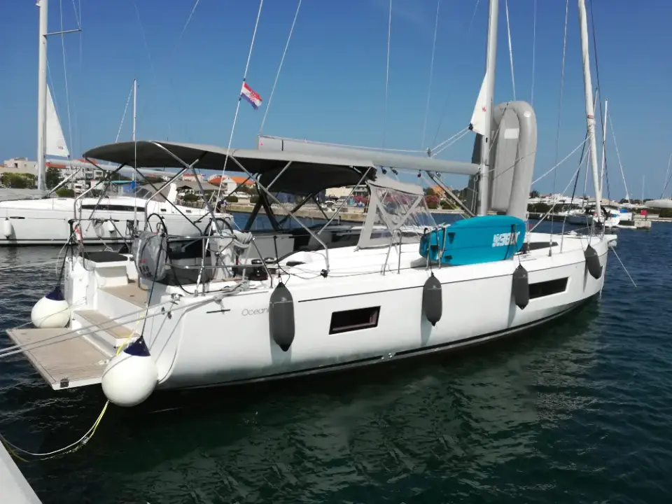 Beneteau Oceanis 51.1