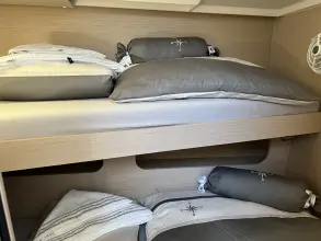 Thumbnail von Beneteau Oceanis 51.1