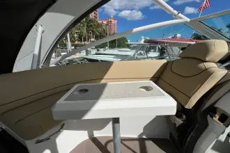 Thumbnail von Cruisers Yachts 380 Express Life Of Leisure II