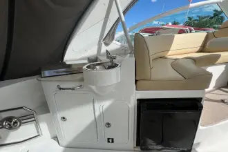 Thumbnail von Cruisers Yachts 380 Express Life Of Leisure II