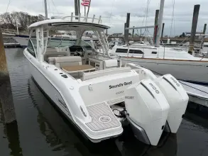 Thumbnail von Boston Whaler 320 Vantage