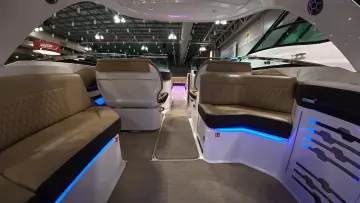 Thumbnail von Sea Ray SLX 310 s motorem