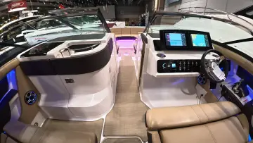 Thumbnail von Sea Ray SLX 310 s motorem