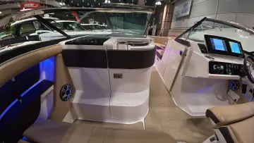 Thumbnail von Sea Ray SLX 310 s motorem