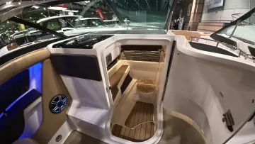 Thumbnail von Sea Ray SLX 310 s motorem