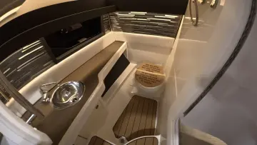 Thumbnail von Sea Ray SLX 310 s motorem