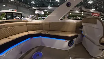 Thumbnail von Sea Ray SLX 310 s motorem