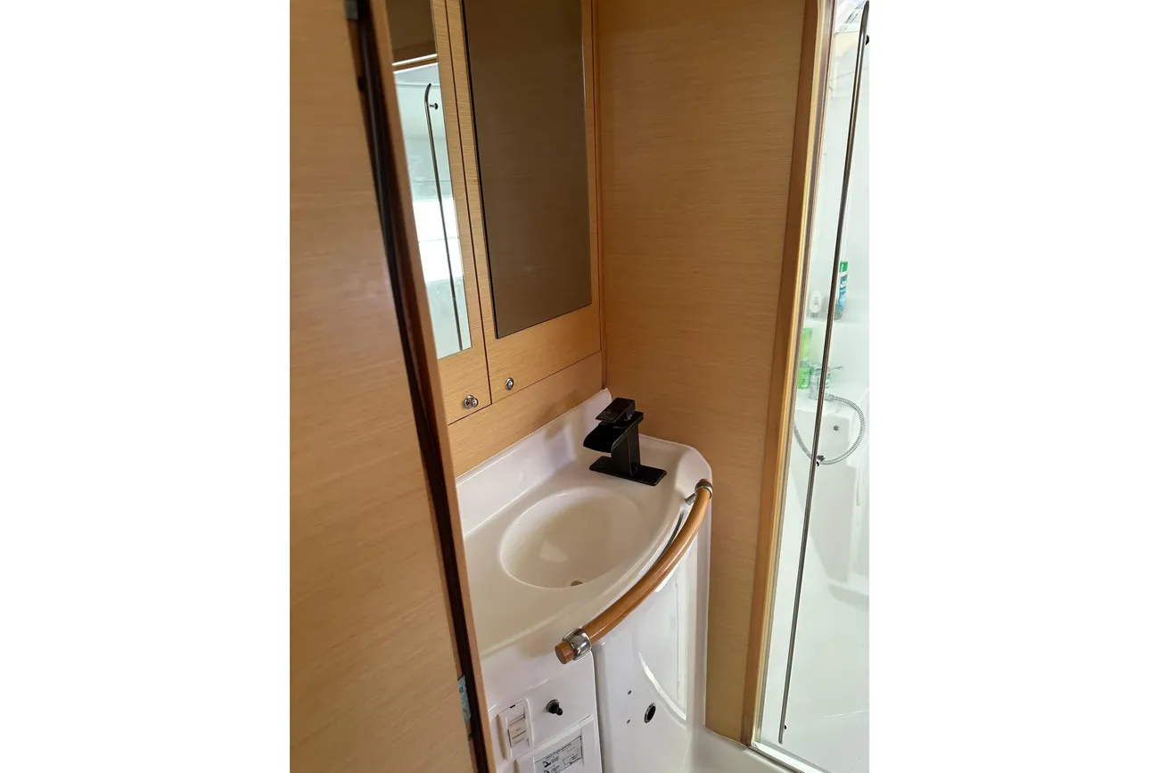 Thumbnail von Lagoon 380 S2 Alice