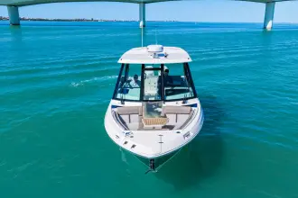 Thumbnail von Boston Whaler 330 Vantage