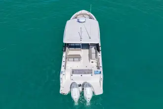 Thumbnail von Boston Whaler 330 Vantage