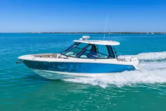 Thumbnail von Boston Whaler 330 Vantage