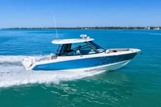 Thumbnail von Boston Whaler 330 Vantage