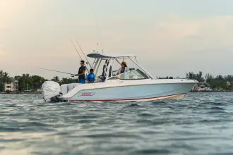 Thumbnail von Boston Whaler 240 Vantage