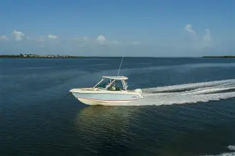 Thumbnail von Boston Whaler 240 Vantage