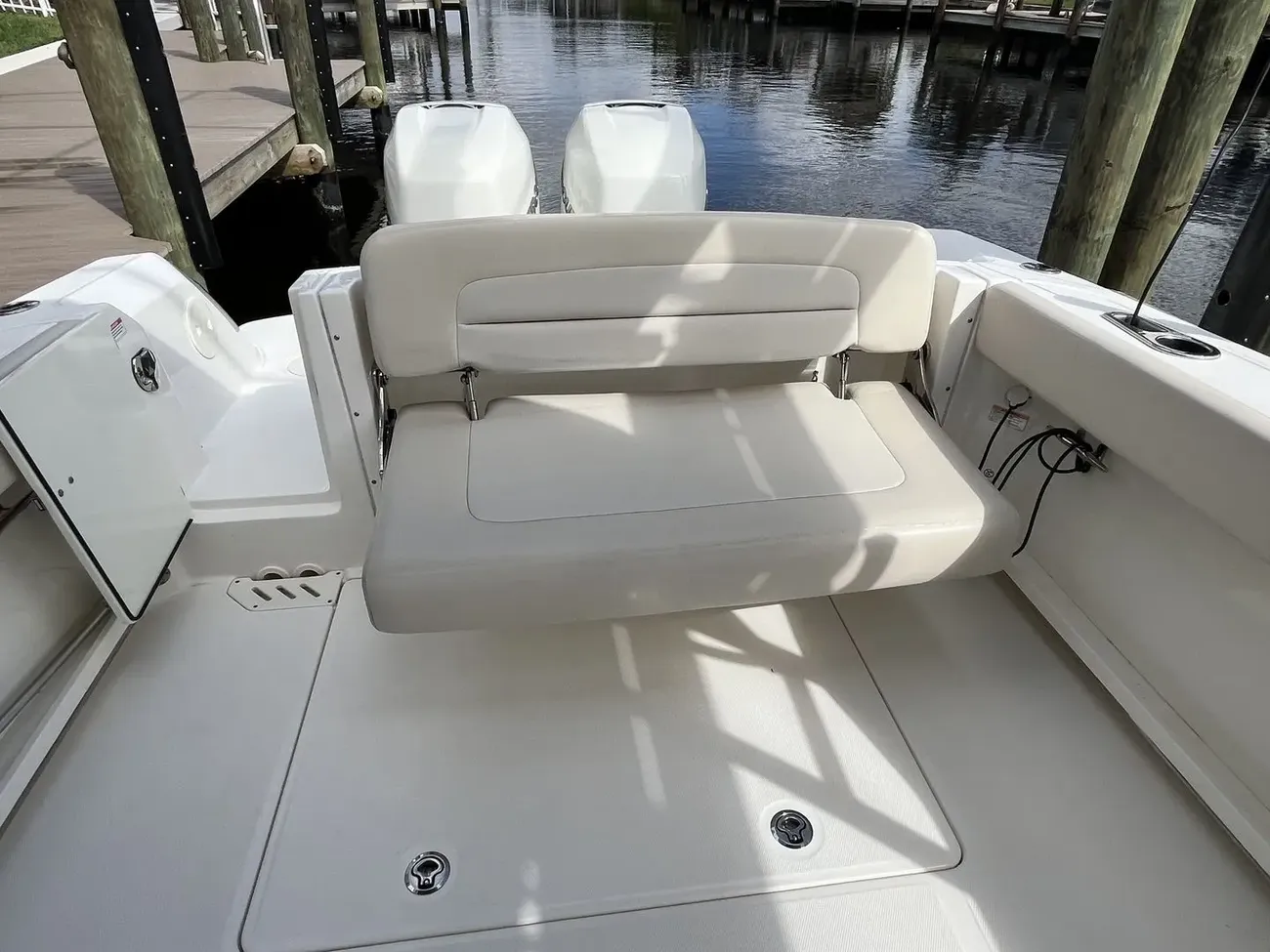 Thumbnail von Boston Whaler 270 Vantage