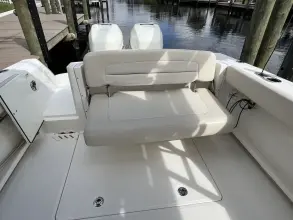 Thumbnail von Boston Whaler 270 Vantage