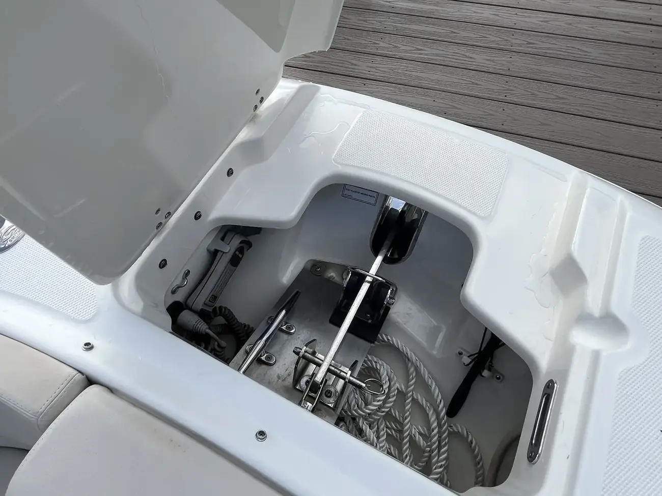 Thumbnail von Boston Whaler 270 Vantage