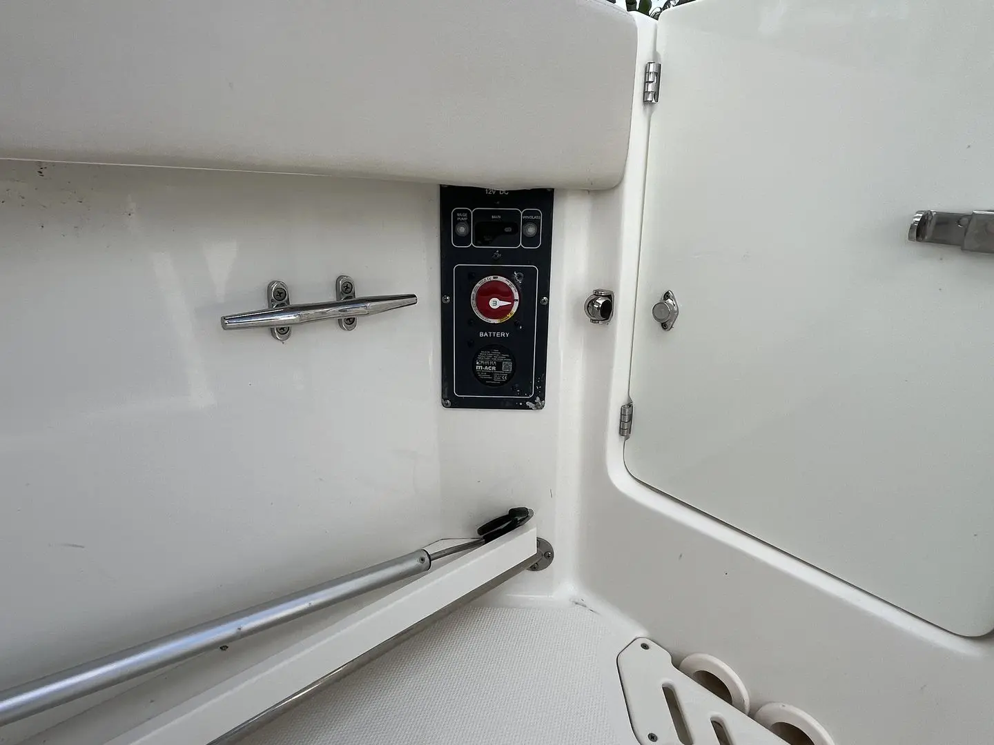 Thumbnail von Boston Whaler 270 Vantage