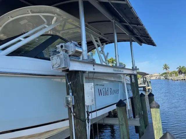 Thumbnail von Boston Whaler 270 Vantage