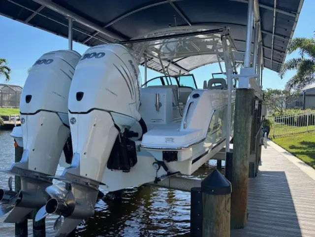 Thumbnail von Boston Whaler 270 Vantage