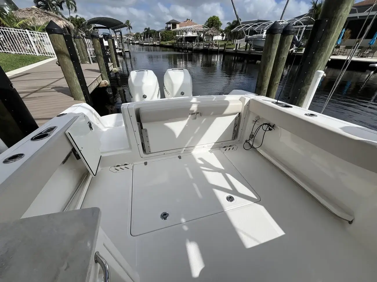 Thumbnail von Boston Whaler 270 Vantage