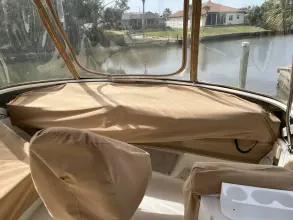 Thumbnail von Carver 396 Motor Yacht Quality Time