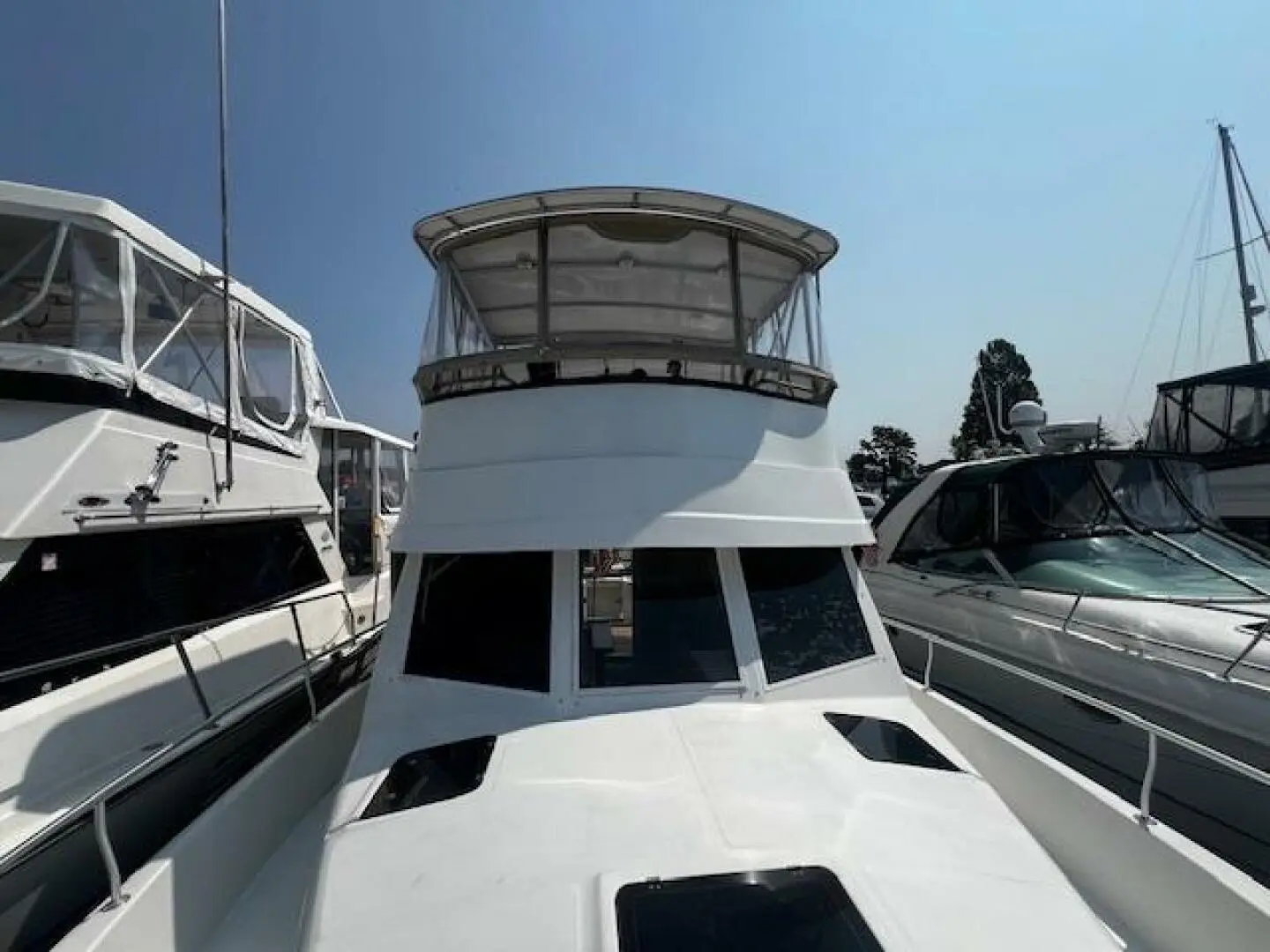 Thumbnail von Mainship 390 Donary