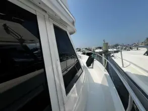 Thumbnail von Mainship 390 Donary