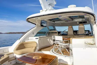 Thumbnail von Sea Ray 330 Sundancer  JOB SITE