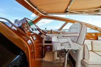 Thumbnail von Hinckley 38 CAPRI