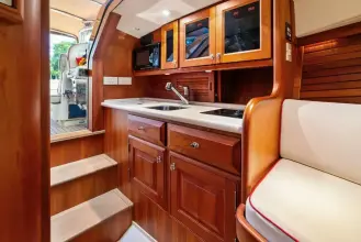 Thumbnail von Hinckley 38 CAPRI