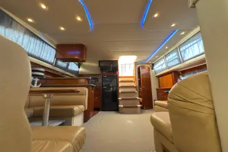 Thumbnail von Cruisers Yachts 4450 Express