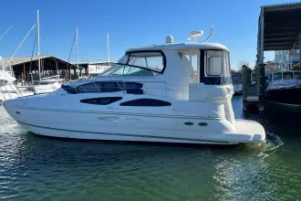 Thumbnail von Cruisers Yachts 4450 Express